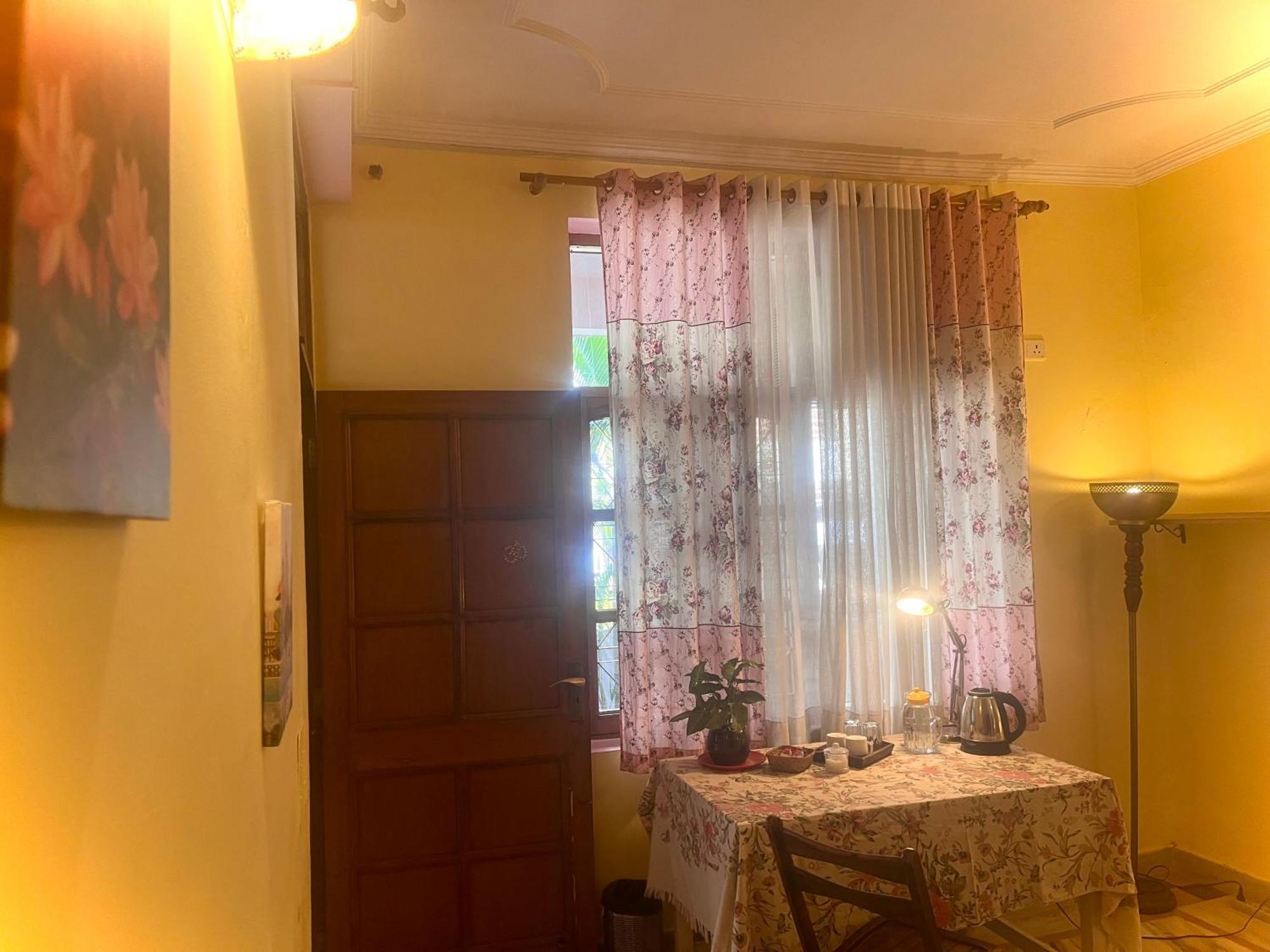 Ganga Vatika Boutique Hotel, Рішикеш Екстер'єр фото